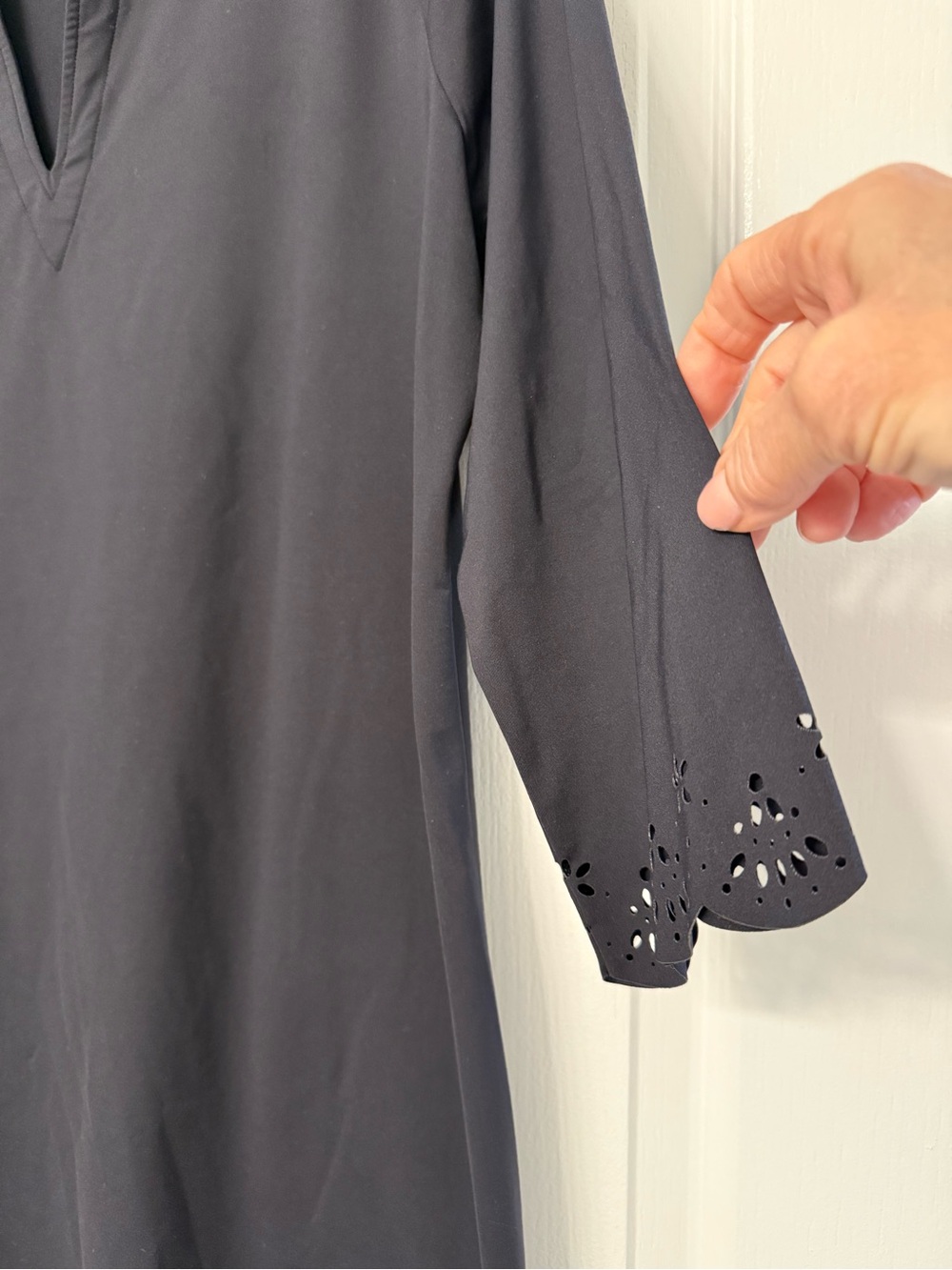 Lands’ End Black Eyelet Tunic Cover-Up Dress Size L 14–16 - Picture 5 of 5